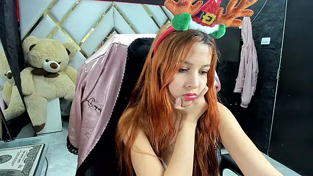 Paris_Petit's cam snapshot