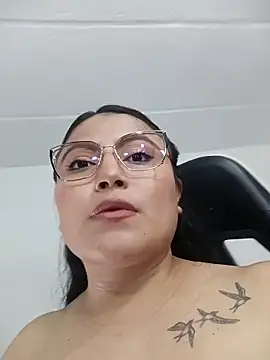 roouse_Pregnant live sex cam