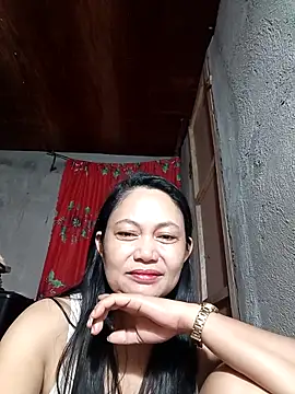 Everleigh_mom's cam snapshot