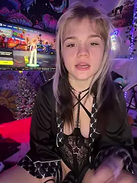 Cutiepiespanks live sex cam