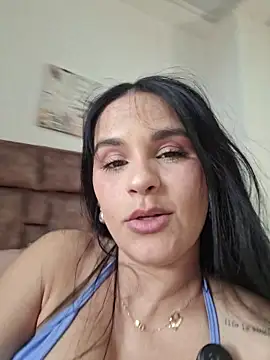 heyshaa's cam snapshot