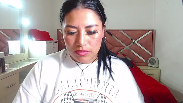 moan_sex2's cam snapshot