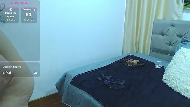 sasi_luna's cam snapshot