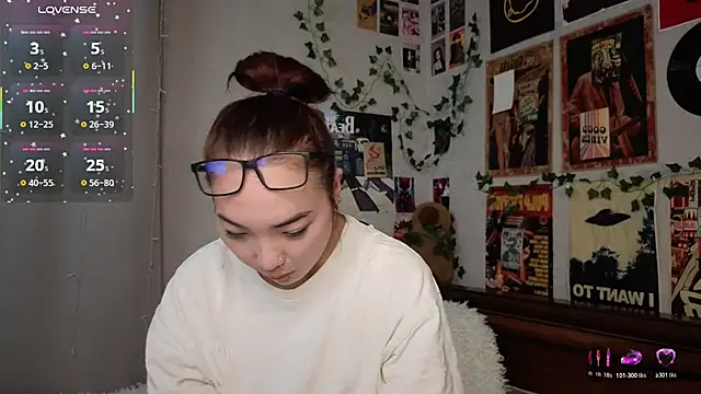 OdetteBiddy's cam snapshot