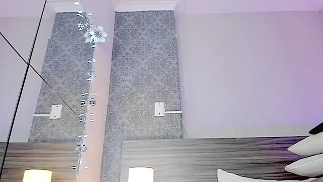 MiilaBlake's cam snapshot