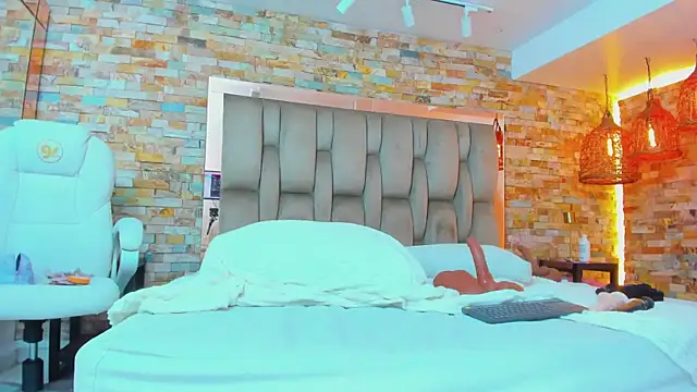 karla_dunn's cam snapshot