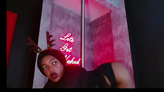 CrystalBrooke3x's cam snapshot