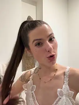 Sugarbellax's cam snapshot