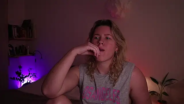 moonamii's cam snapshot