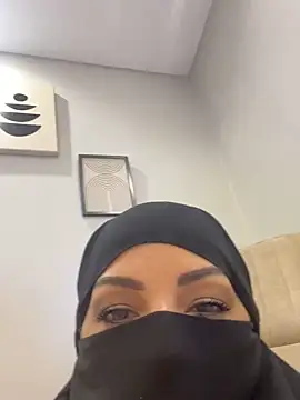 Amberonee31's cam snapshot