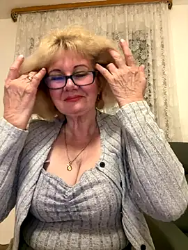 BoloshkaBlonda's cam snapshot