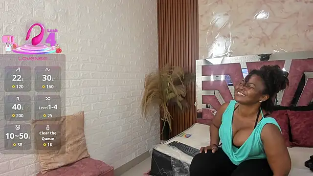 sheyla__ebony's cam snapshot