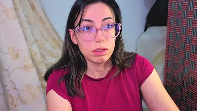 Miranda_sexlove_'s cam snapshot