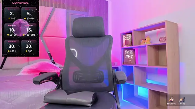 JacobRoberts1 live sex cam