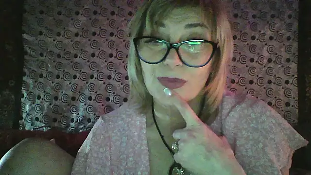 Lia_Ray's cam snapshot