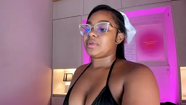 tamaraa_smiith's cam snapshot