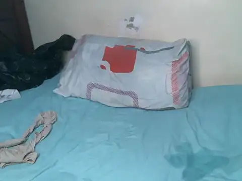 glam_mish's cam snapshot