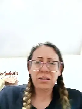 miss_hanna07's cam snapshot