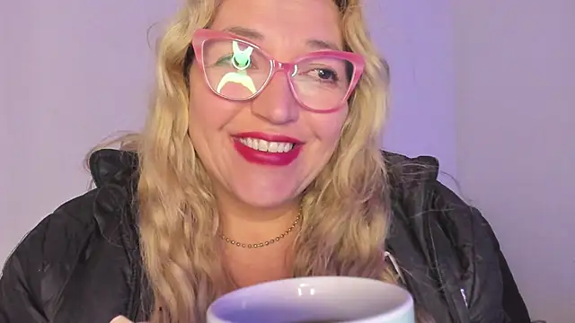 Naty_Mature_'s cam snapshot