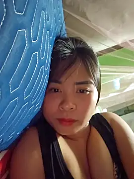 Squirrel-Pear's cam snapshot