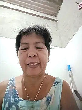 TropicalFlower's cam snapshot