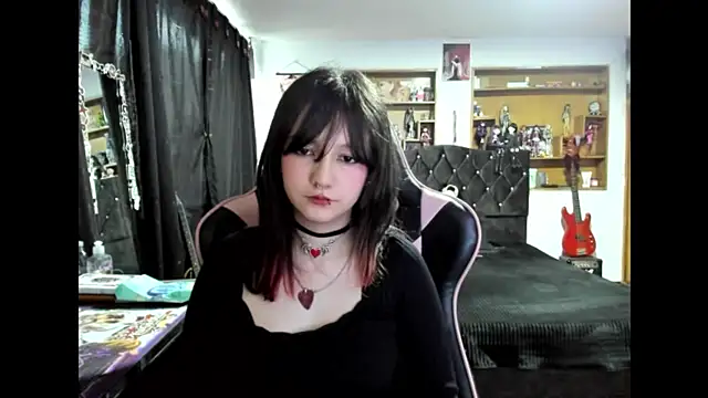 Maki_Zein_'s cam snapshot