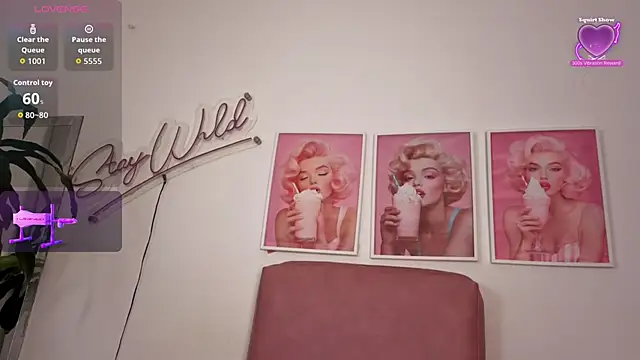 Adele_LatinLady's cam snapshot