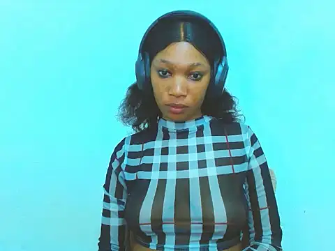 LustyBerry's cam snapshot