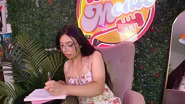 Sophia_Lagos's cam snapshot