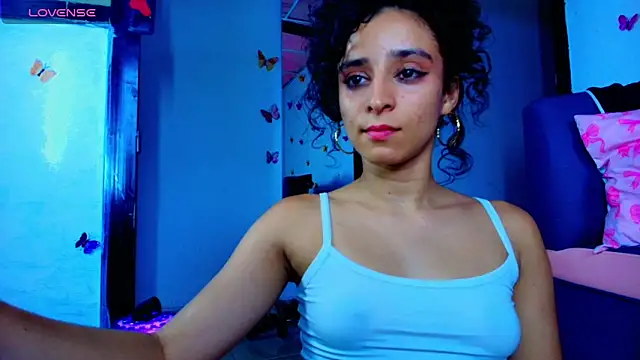 Juliet_1_'s cam snapshot