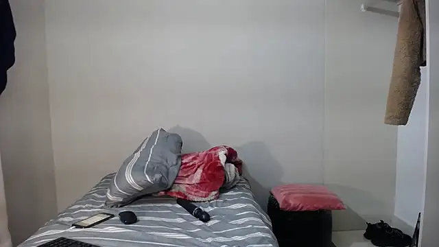 SexySlimMelanin's cam snapshot