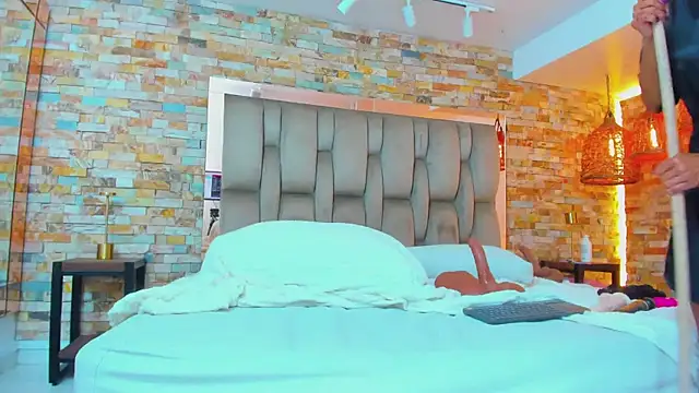 karla_dunn's cam snapshot