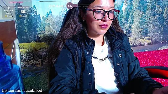 luanablood's cam snapshot