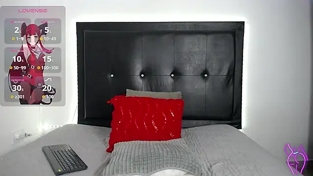 perla_stone_20's cam snapshot