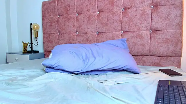 Ares_Alpha live sex cam