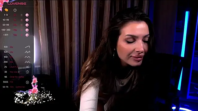 Laura_Bess live sex cam