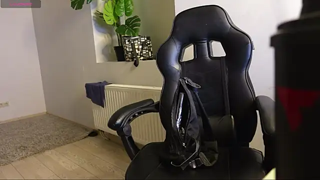 Ryan_Dozer live sex cam