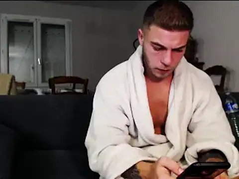 Elkafit28 live sex cam