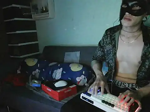 boyhigh1997 live sex cam