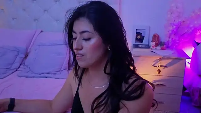 ChanellGV live sex cam