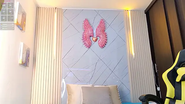 Sara_swift9's cam snapshot