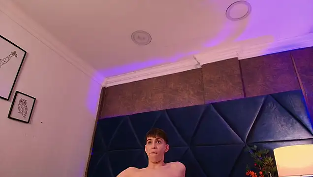 Lion_Foster01 live sex cam