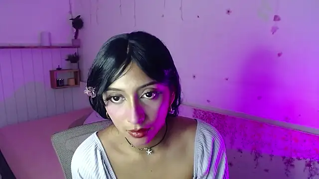 Emily_SoftSavage's cam snapshot