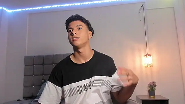 Santy_Stump live sex cam