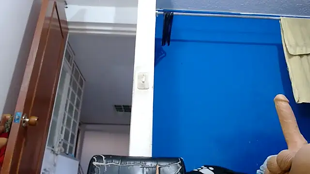 ethasteban27 live sex cam