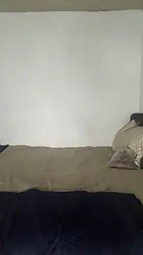 _foreigntitts's cam snapshot