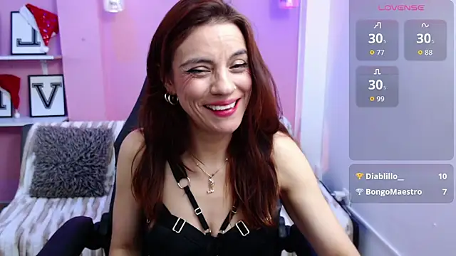 KendallWood_'s cam snapshot