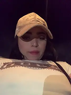 Katia-LS live sex cam