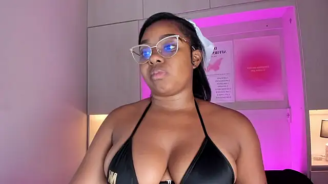 tamaraa_smiith's cam snapshot