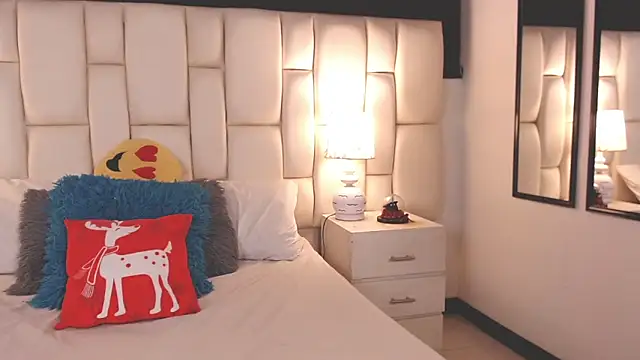 ValuFooster's cam snapshot